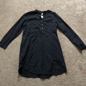 Class black shirt dress